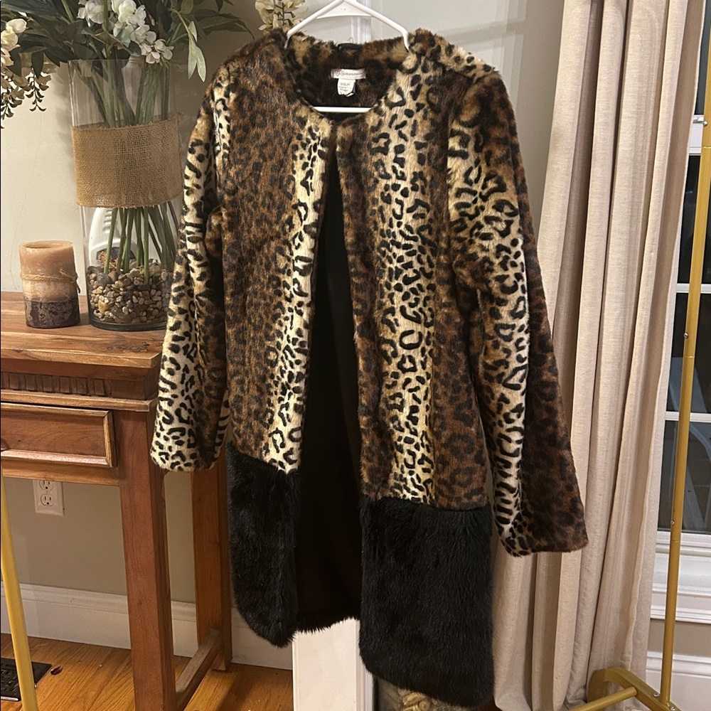 Vintage Leopard Print Faux Fur Coat - Picture 3 of 8